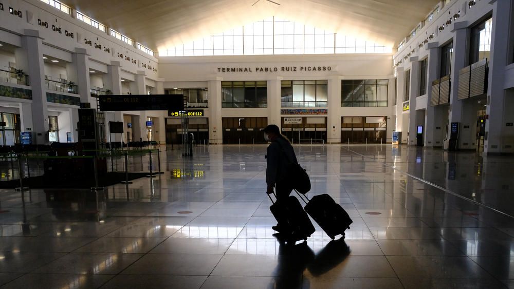 Vuelve la actividad al aeropuerto de Málaga