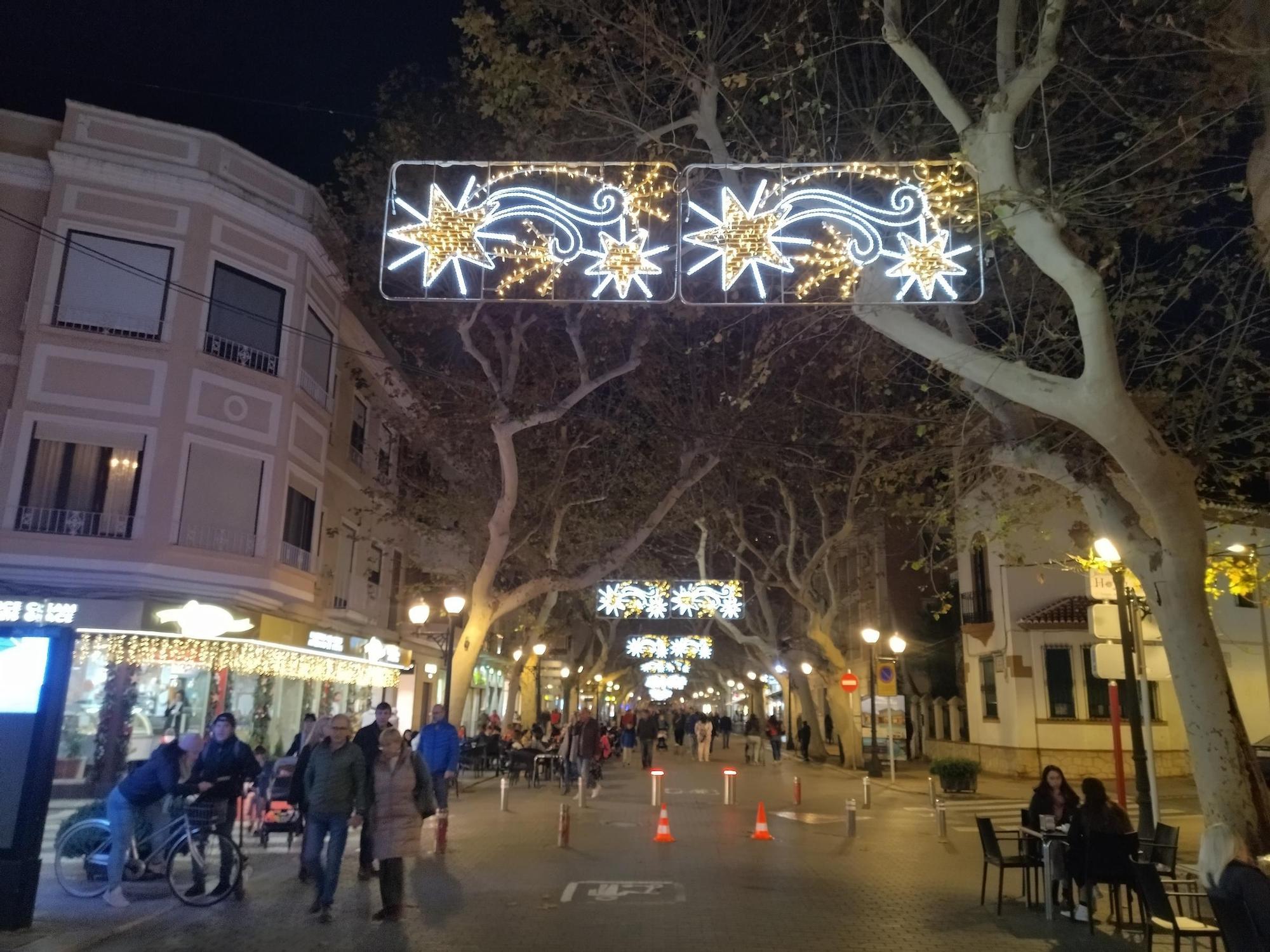 Dénia resplandece en Navidad