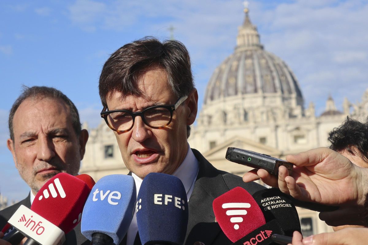 Illa visita Roma y se reúne con el papa León XIV