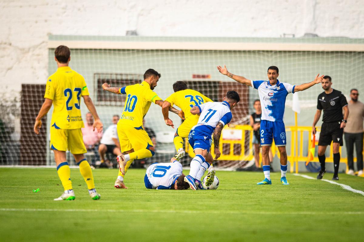 Trofeo Teide: CD Tenerife-Cádiz CF