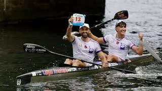 Bouzán y Bertín Llera siempre tienen una marcha más: la pareja riosellana repite en el Sella tras un vibrante sprint