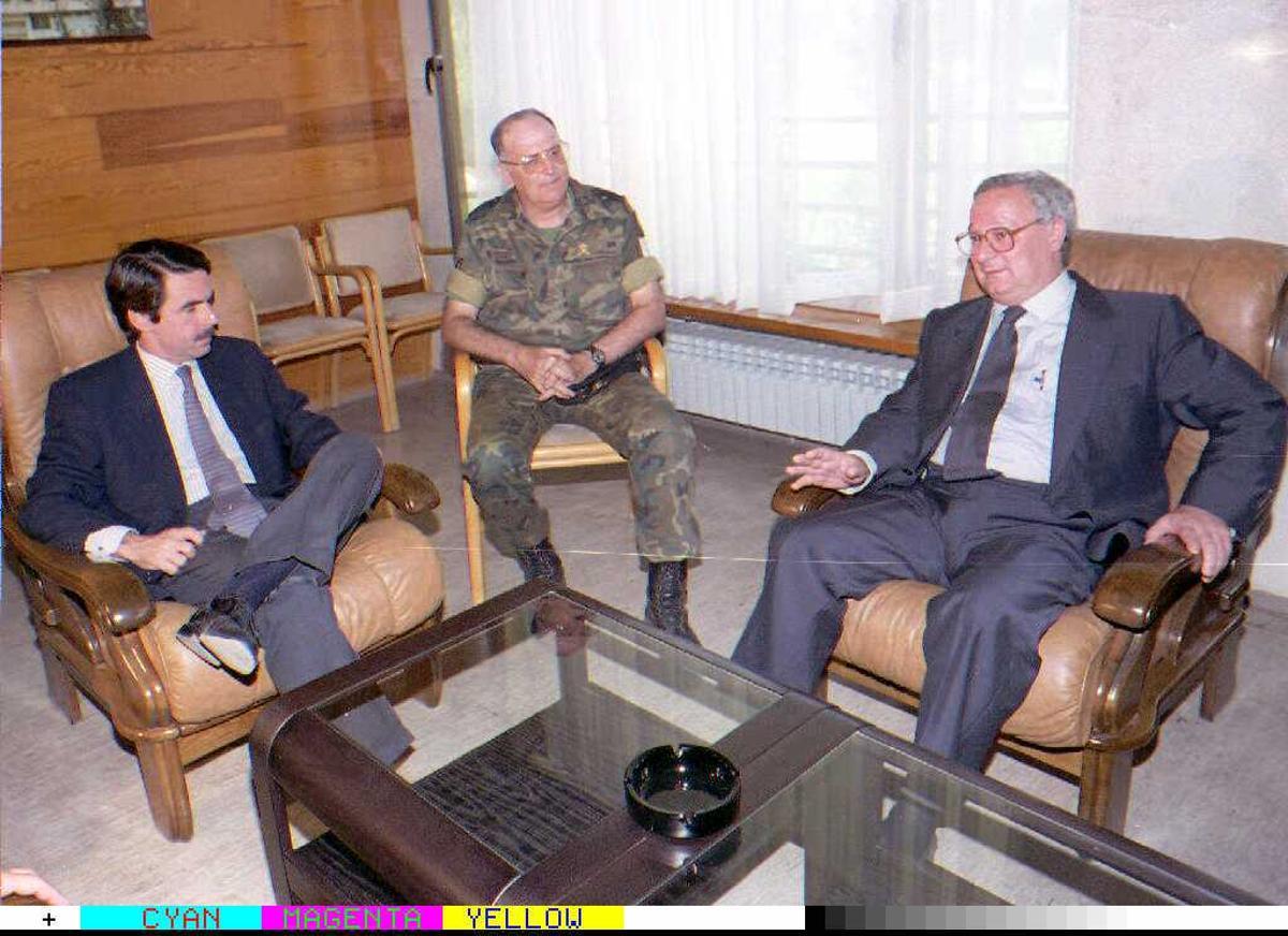 José María Aznar y Pérez Casado. José María Aznar y Pérez Casado.