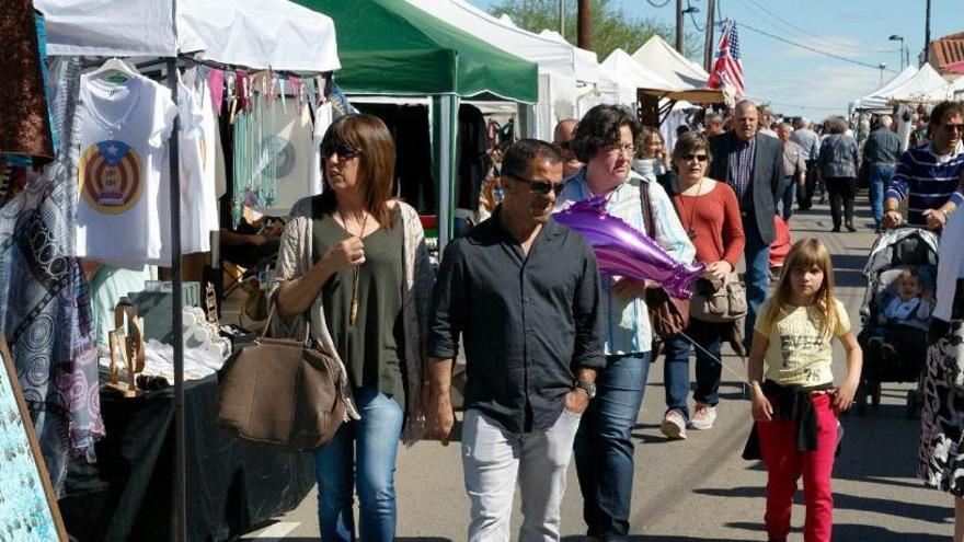 Imatge d&#039;arxiu de la Fira de la Locomoció a Fornells