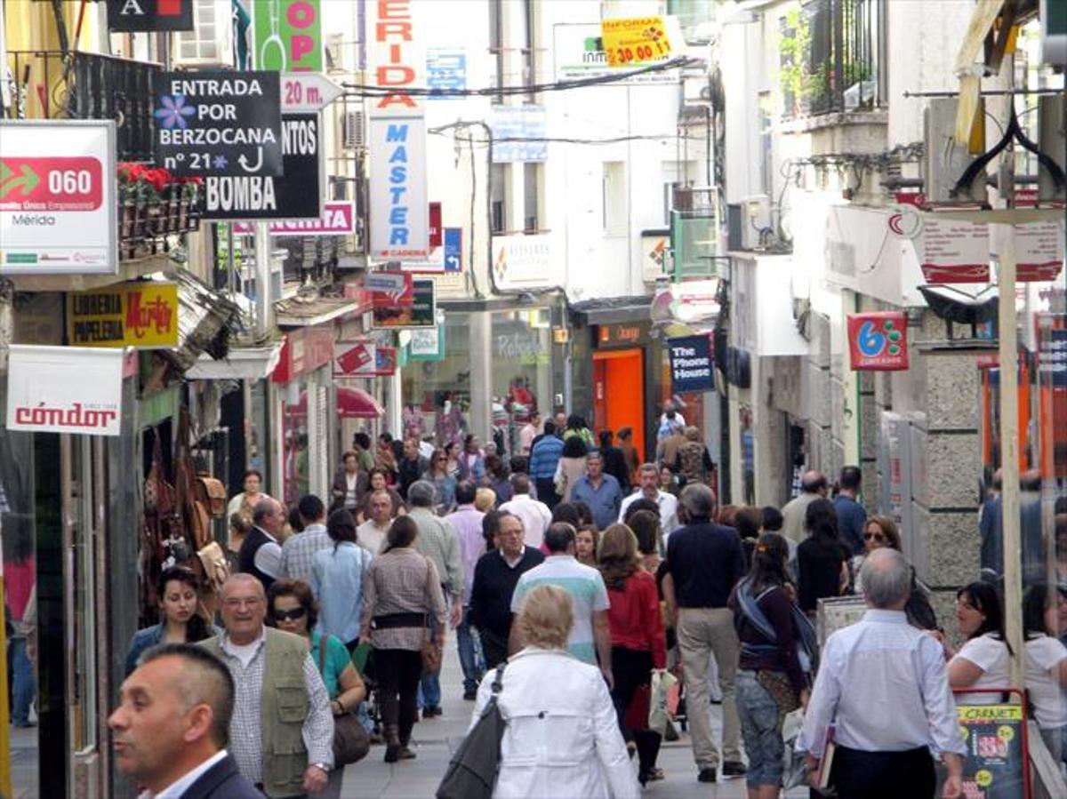 Osuna destaca que el padrón sube en 152 personas en el último año