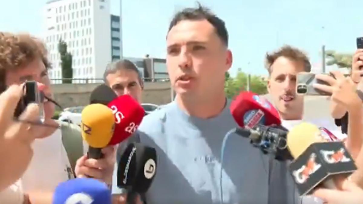 Arnau Martínez, saliendo de Paterna