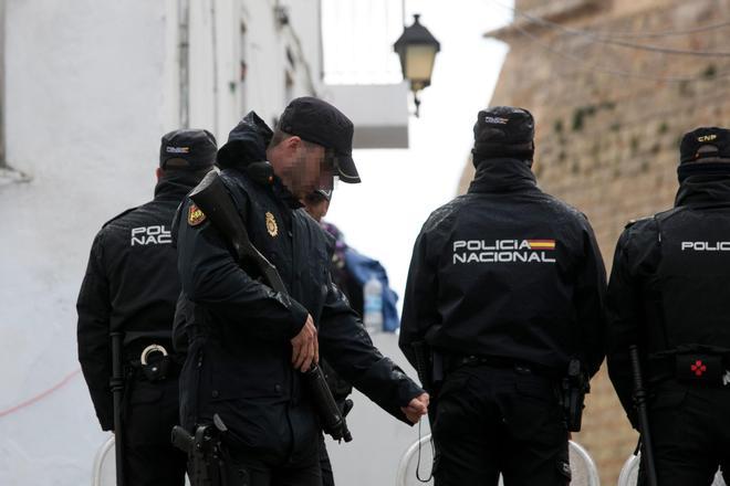 Operación antidroga en el barrio de sa Penya en Ibiza