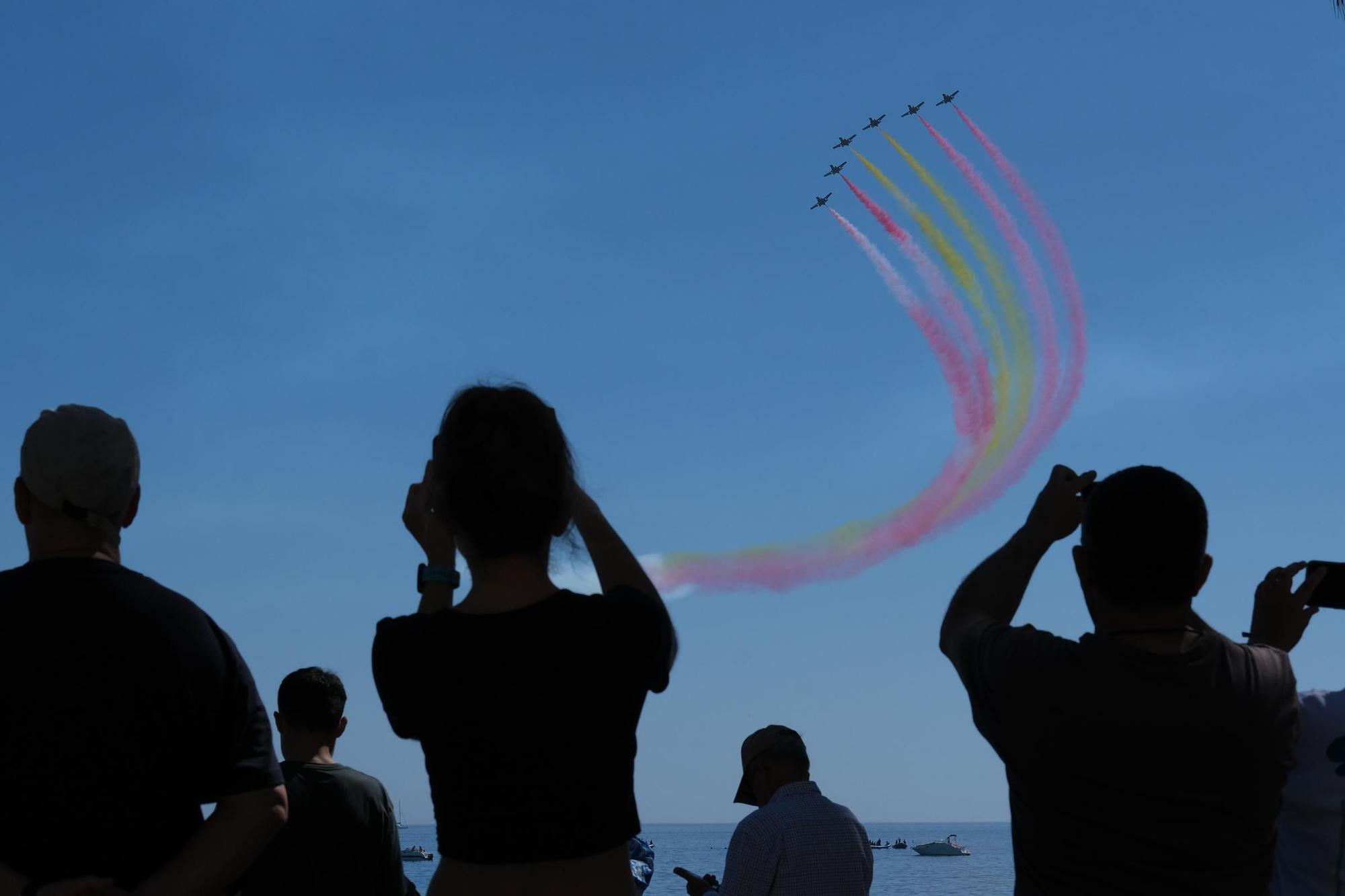 Espectáculo aéreo de Patrulla Águila en Málaga