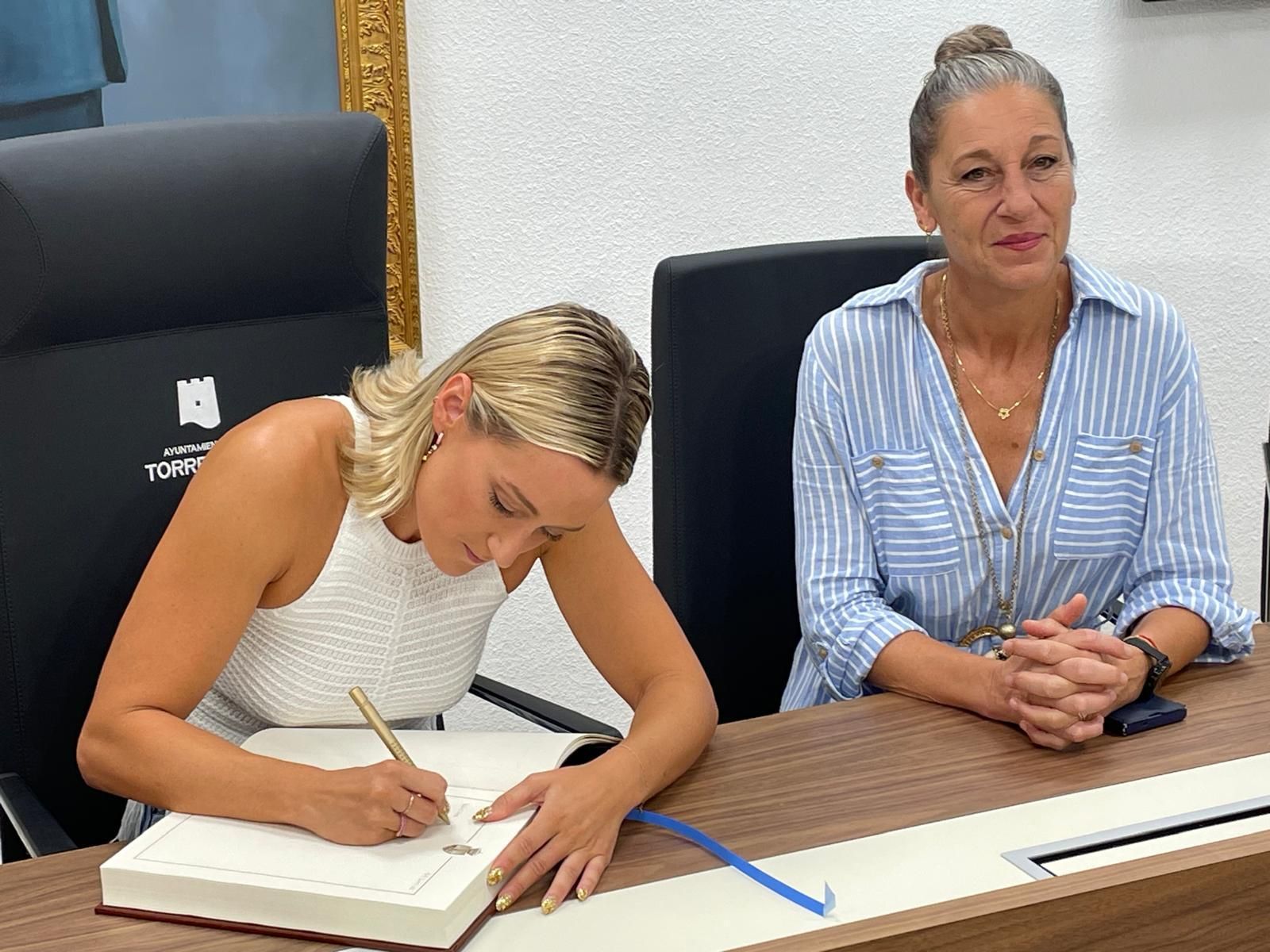 RECEPCIΠOFICIAL A MIREIA BELMONTE, MEJOR DEPORTISTA ESPAOLA DE TODOS LOS TIEMPOS 9.jpeg