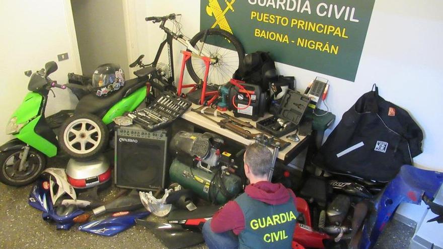 Detenidos cinco jóvenes de Vigo especialistas en robar ciclomotores