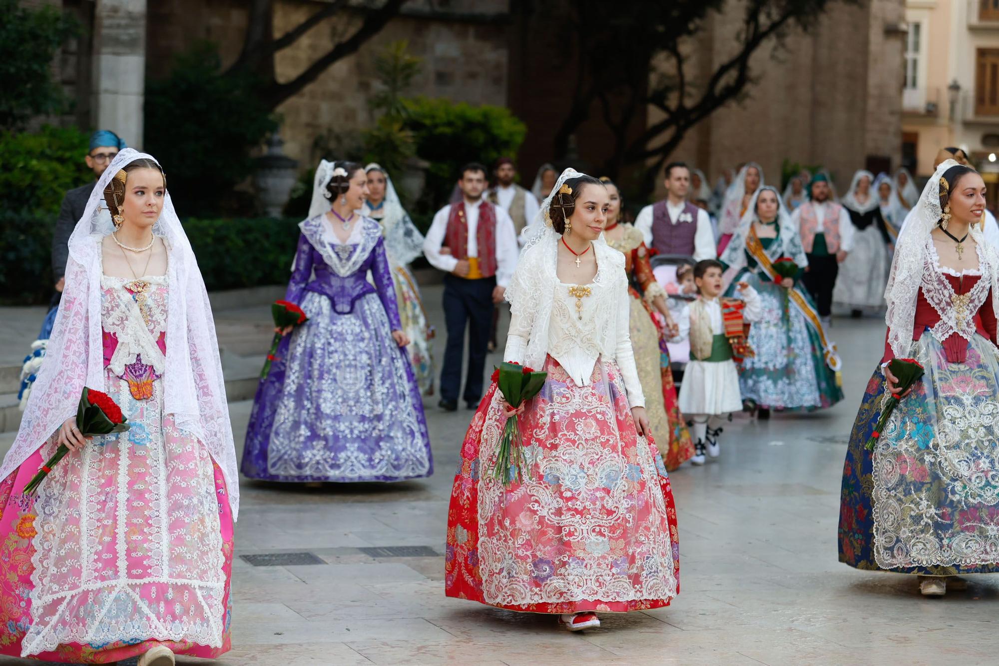 Búscate en el primer día de la Ofrenda en la calle San Vicente entre las 17:00 y las 18:00