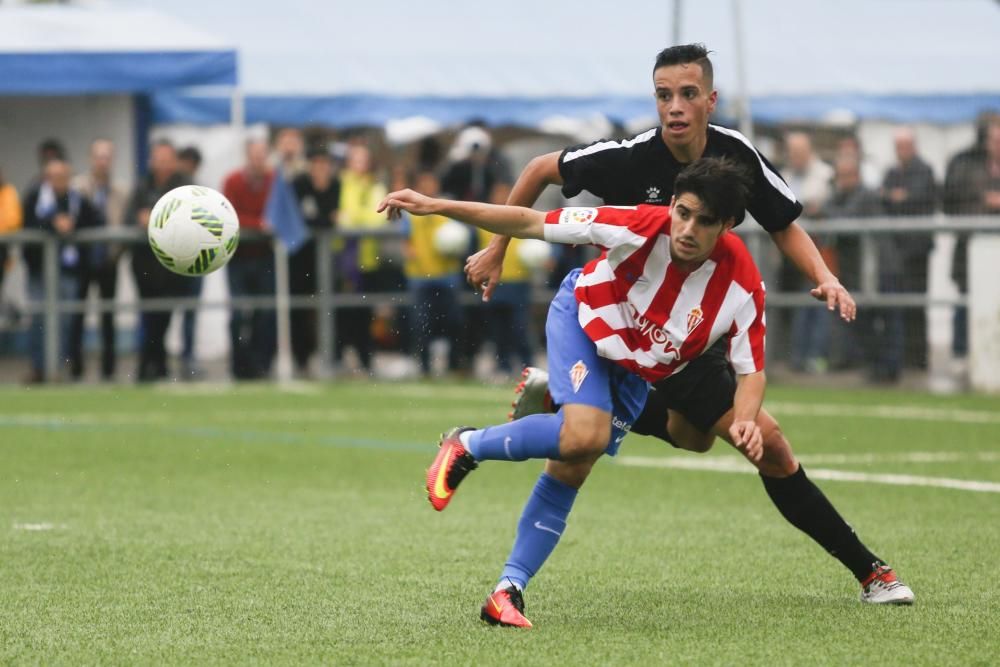 Final de la Copa Federación entre el Real Avilés y el Sporting B