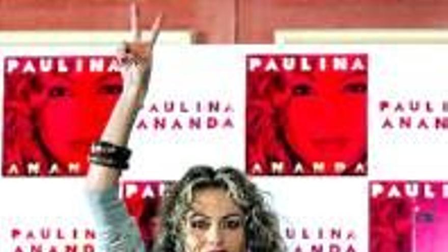 Una radio lanza un bulo sobre Paulina Rubio