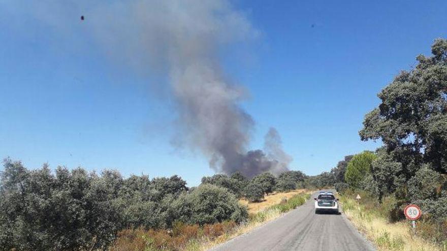Estabilizado el incendio forestal iniciado esta mañana en un paraje de Villaviciosa