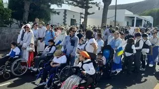 El colegio de Tahiche celebra con éxito su primera romería inclusiva por el Día de Canarias