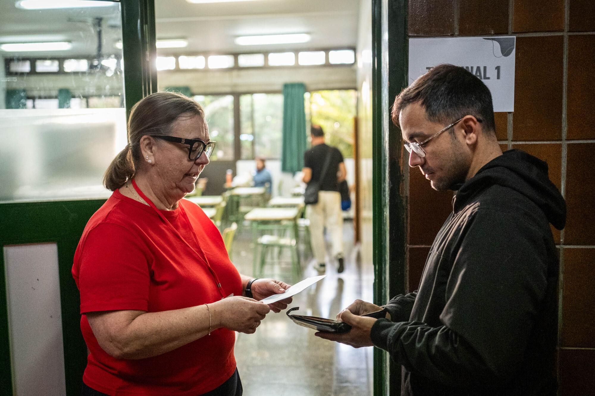 Celebración de oposiciones a profesorado en Canarias.