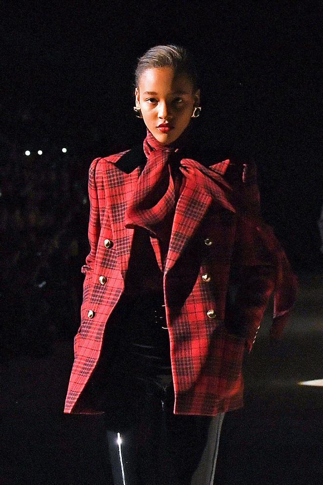 Saint Laurent : Runway - Paris Fashion Week Womenswear Fall/Winter 2020/2021