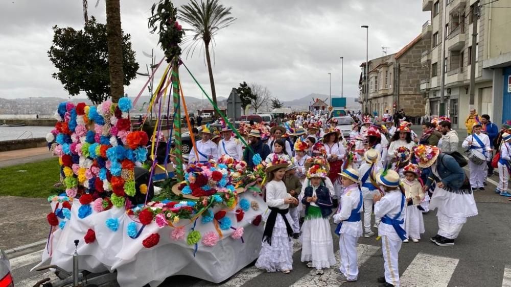 Moaña, Aldán y Bueu dicen adiós a sus carnavales con altas dosis de humor y originalidad.