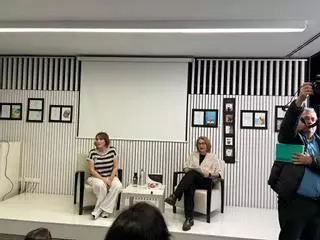 Alba Bernadó omple la Biblioteca de Solsona en la presentació d’“Odette, la petita cuca de llum”