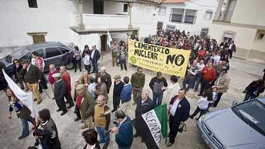 El PP pide al Ministerio de Industria la paralización de la candidatura de Albalá al ATC