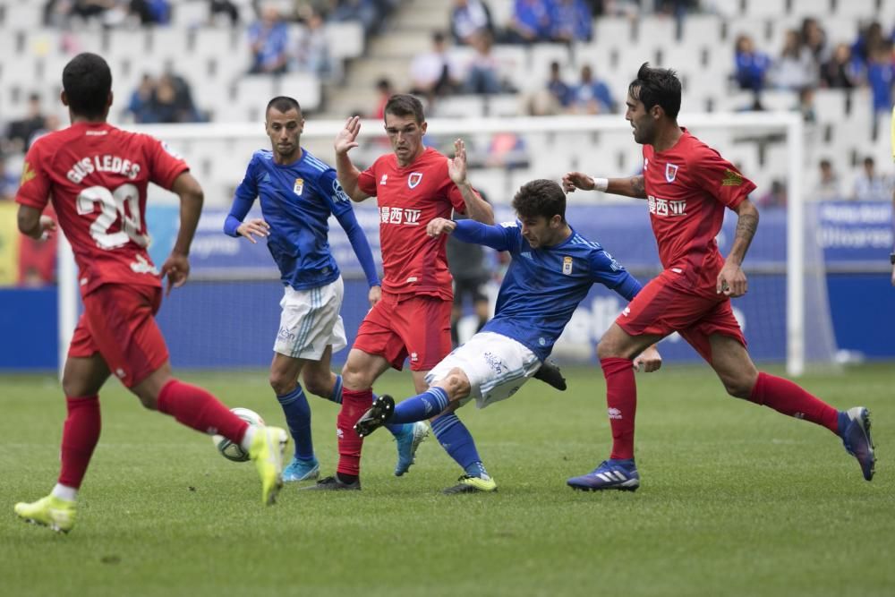 El partido del Oviedo ante el Numancia, en imágenes.