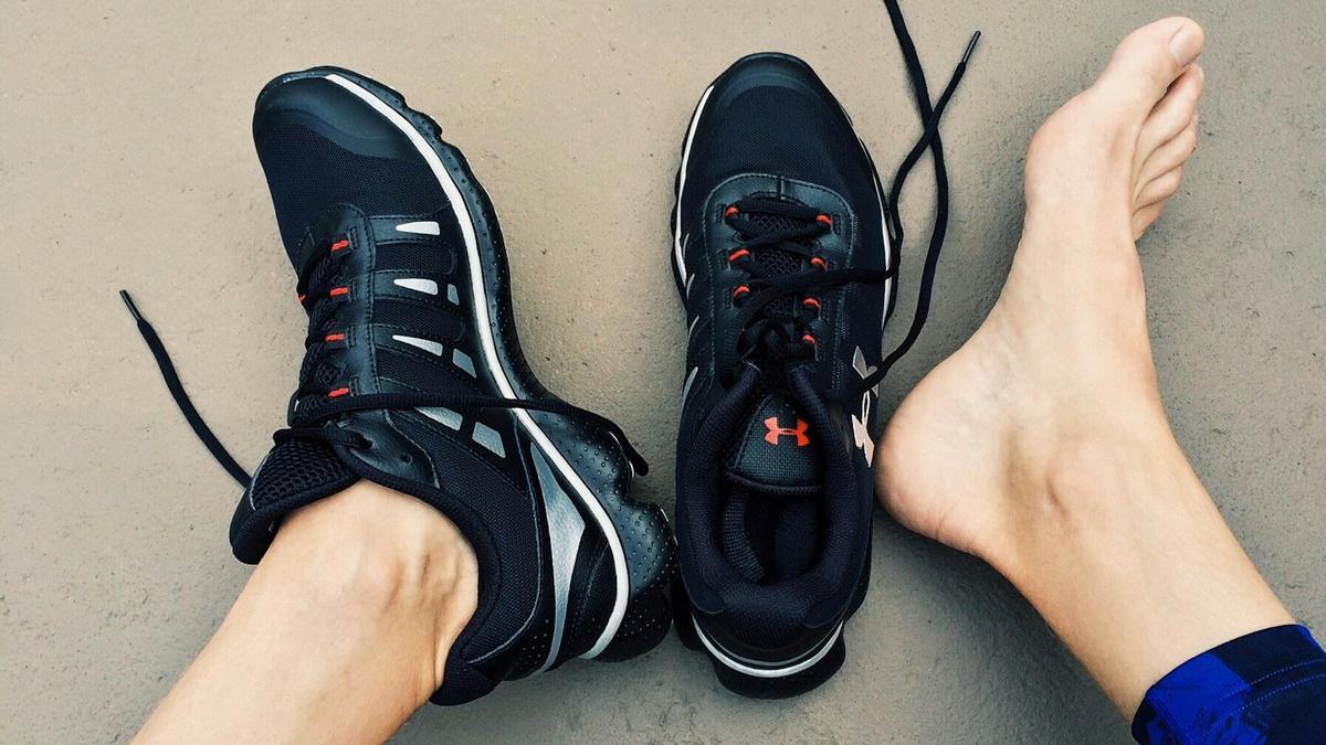 Esta señal en los pies podría indicar insuficiencia cardíaca: a qué prestar atención