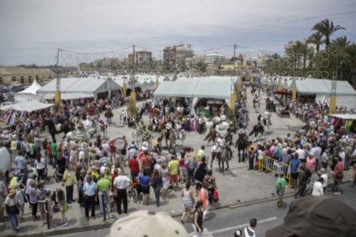 El desfile ecuestre toma el Real de Torrevieja