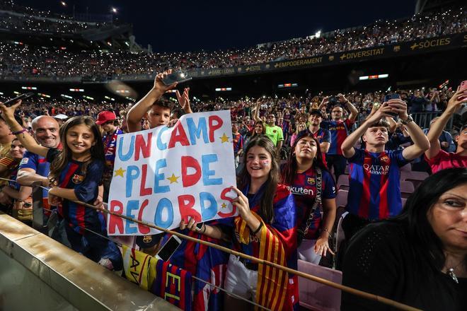 Las imágenes de la despedida de Jordi Alba, Busquets... ¡y el Camp Nou!