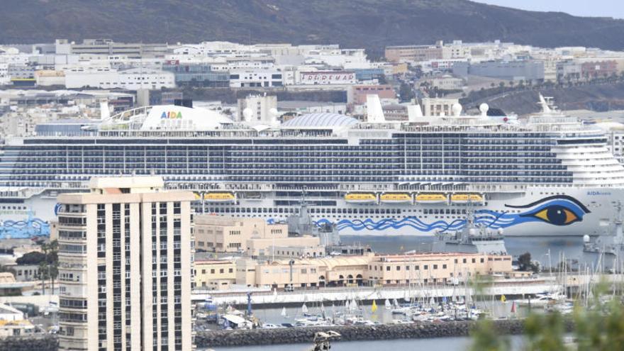 España cierra sus puertos a los cruceros a partir del domingo - La Provincia