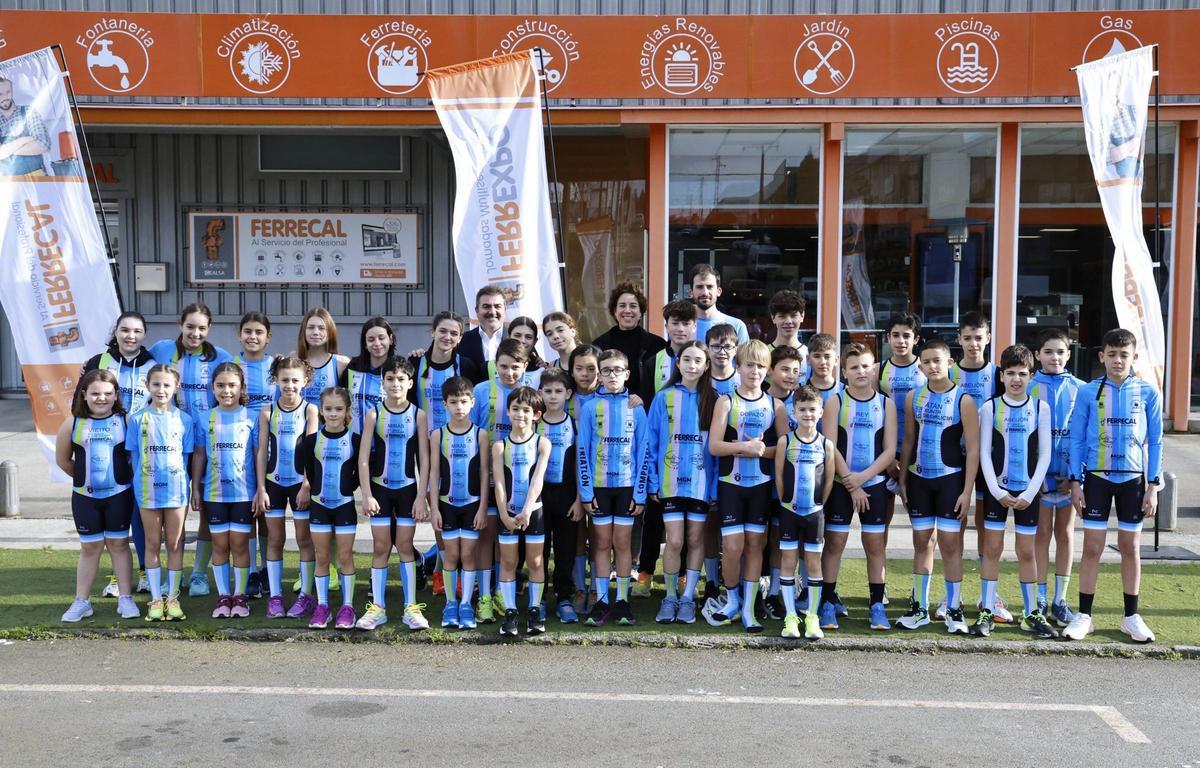 Presentación del Ferrecal Triatlón Compostela