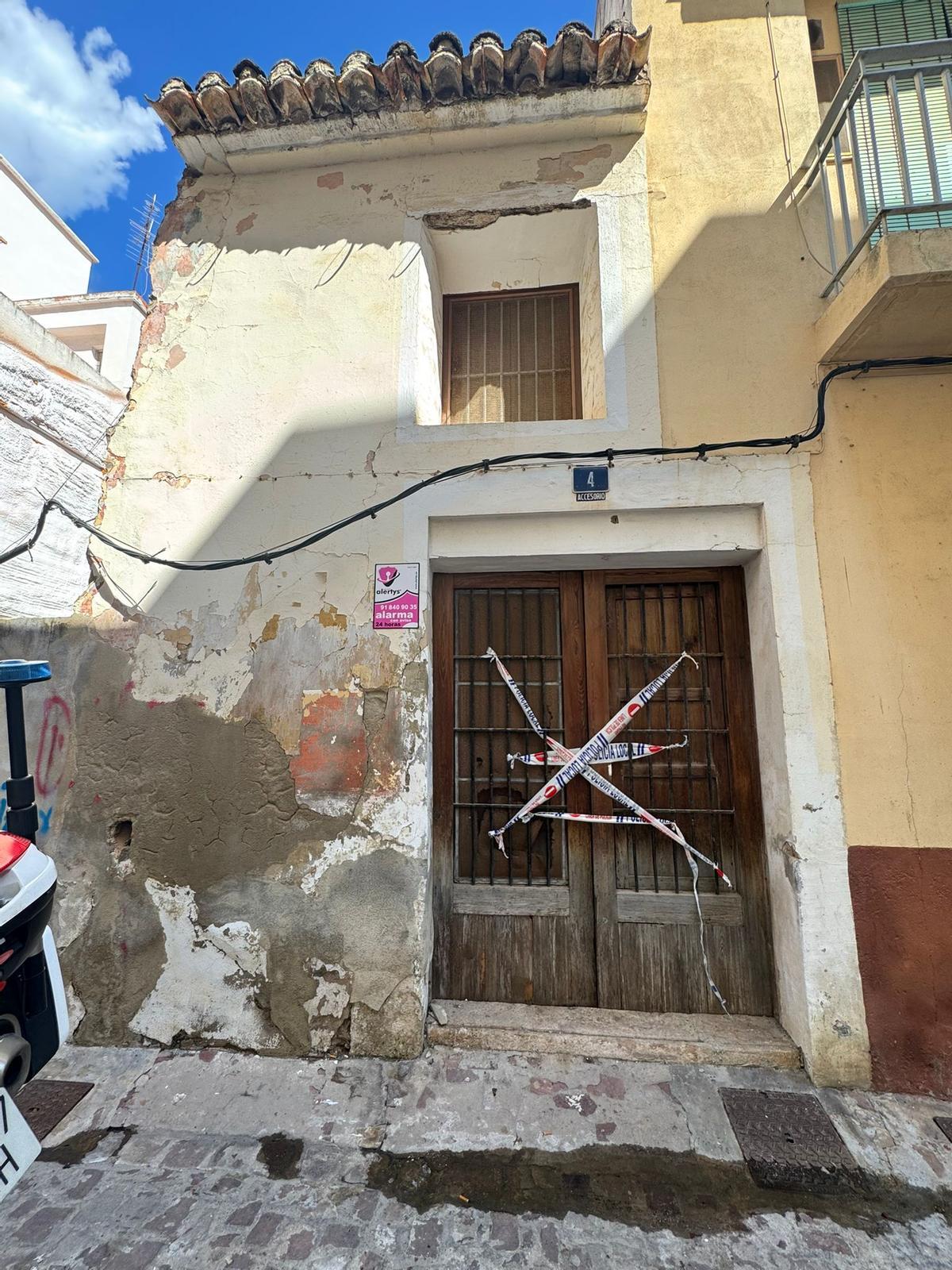 Inmueble precientado por la Policía Local tras el intento de okupación.