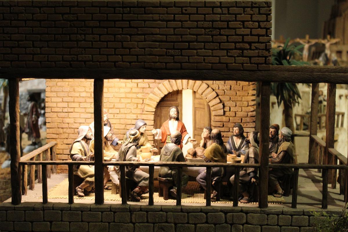 Una de las escenas de uno de los belenes artísticos expuestos.