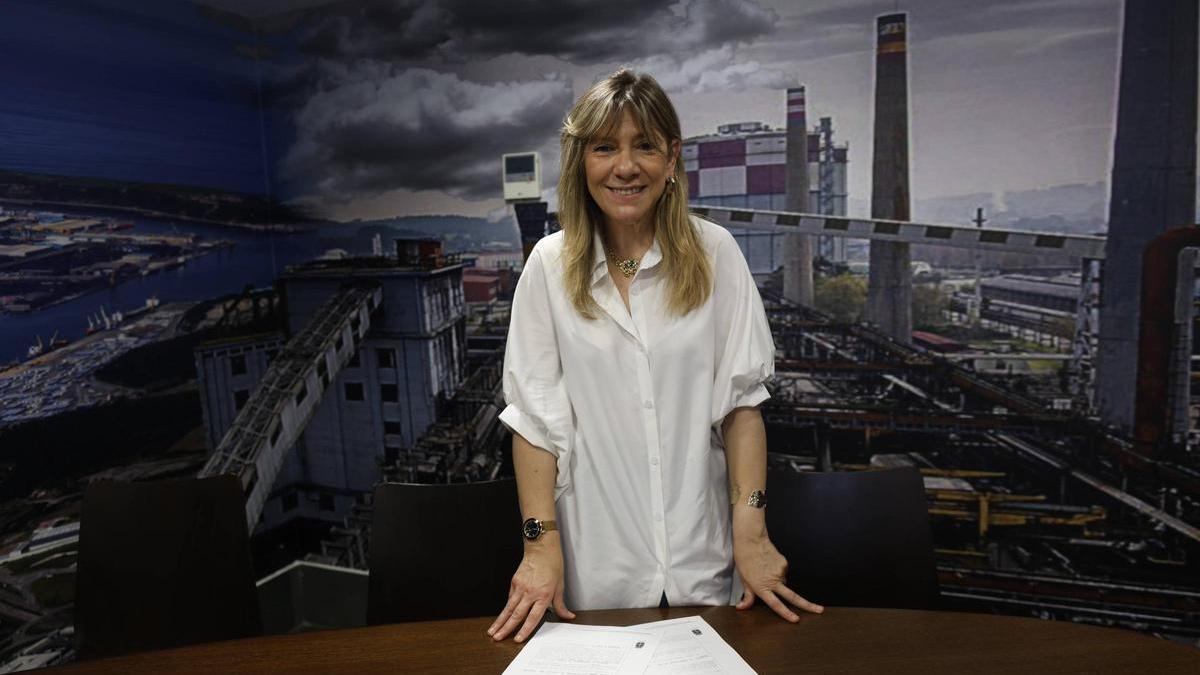 Esther Llamazares en la sede del PP.