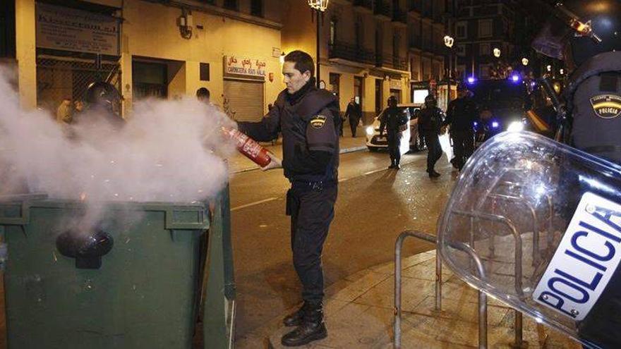 Manifestación multitudinaria contra la actuación policial del pasado fin de semana