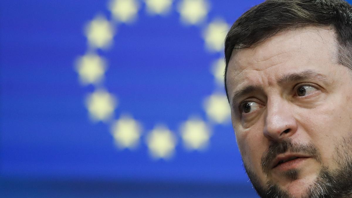 El presidente de Ucrania, Volodímir Zelenski, durante una rueda de prensa en Bruselas, el pasado 9 de febrero.