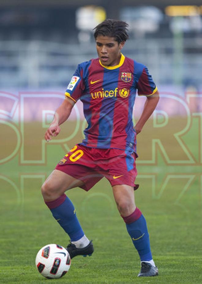 17. Jonathan dos Santos