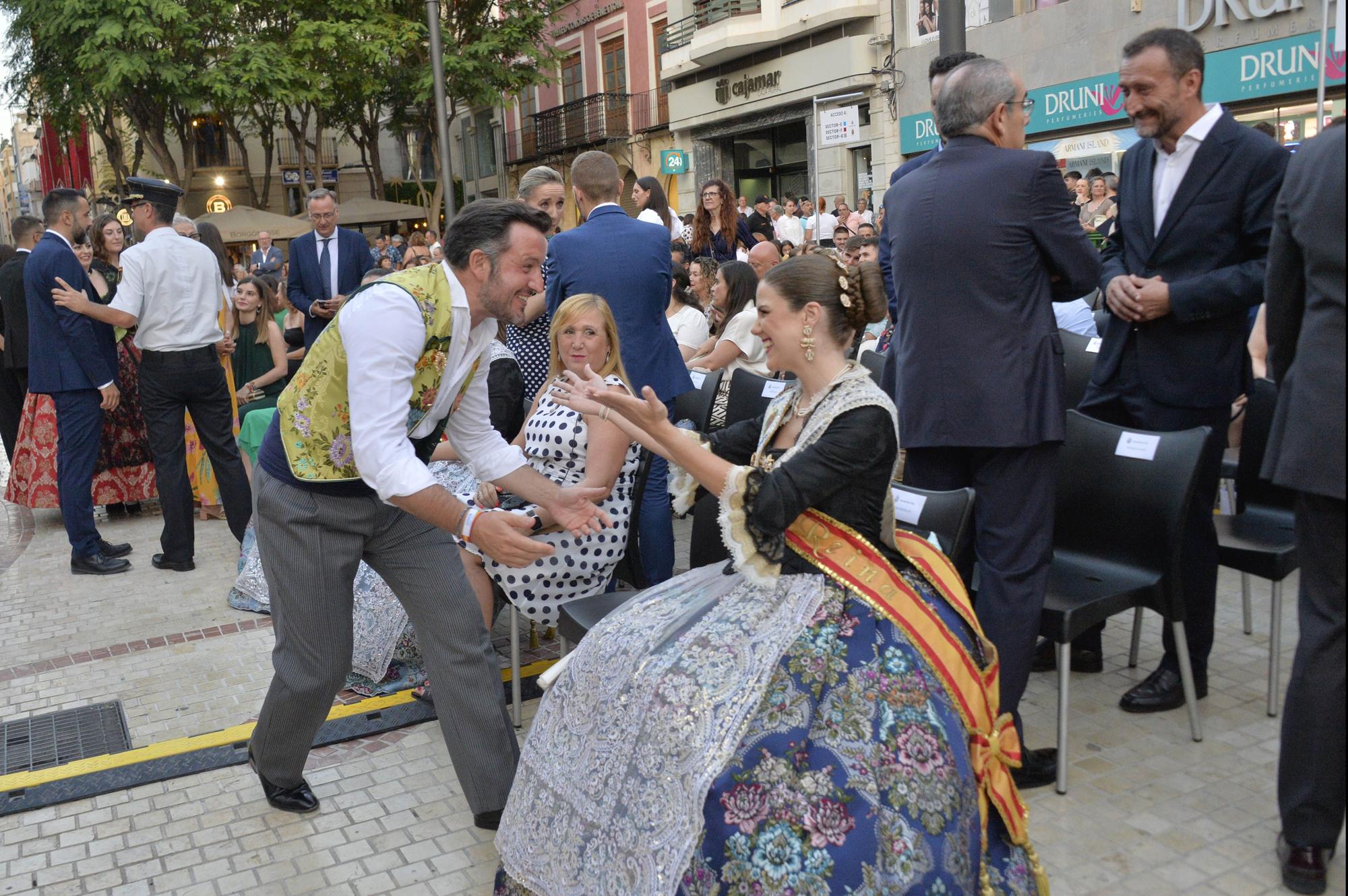 Proclamación de las reinas de Elche en la Plaça de Baix