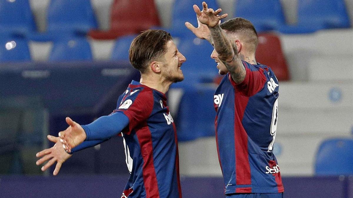 Roger Martí da el billete a Semifinales al Levante en el 121'