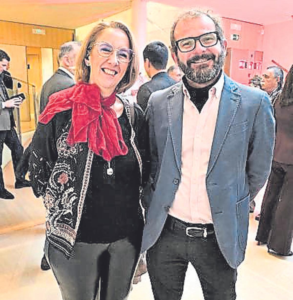 Ana López y Andy Halcón.jpg