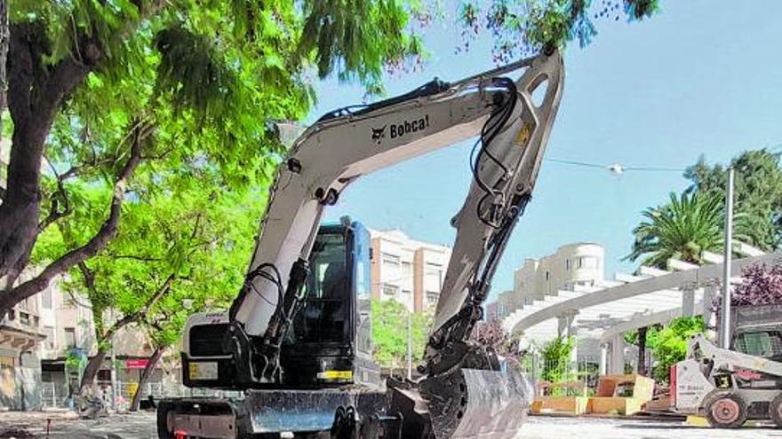 Asociaciones critican las reformas de Nuredduna y la plaza de las Columnas