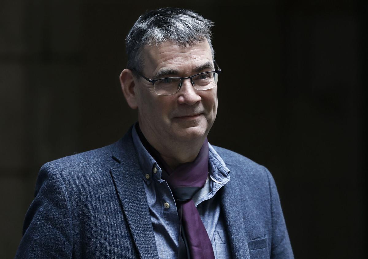 British writer Mick Herron poses during a interview in Barcelona, Spain, 05 February 2026. Herron is to receive the 2026 Pepe Carvalho Award in Barcelona on 05 February. EFE/ Andreu Dalmau