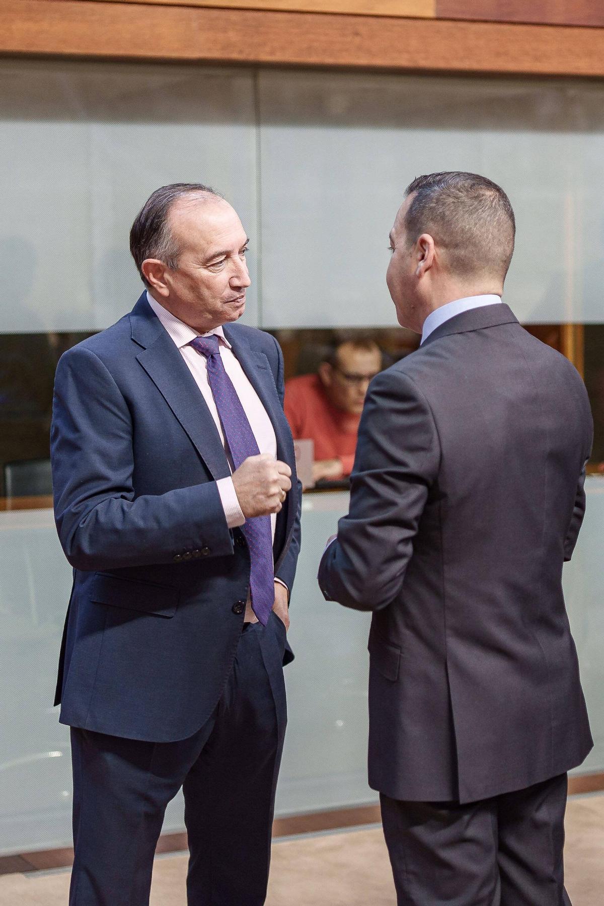 Fotogalería | Pleno de la Asamblea de Extremadura este jueves