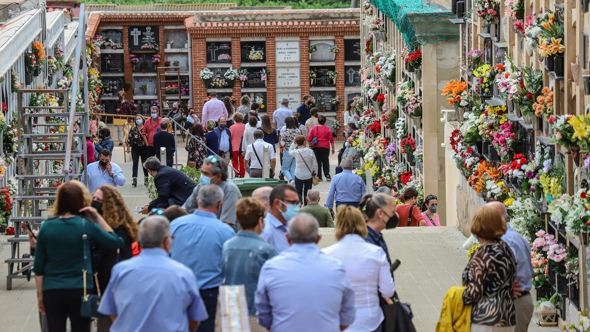Así será el plan para regular el acceso a los cementerios de Orihuela