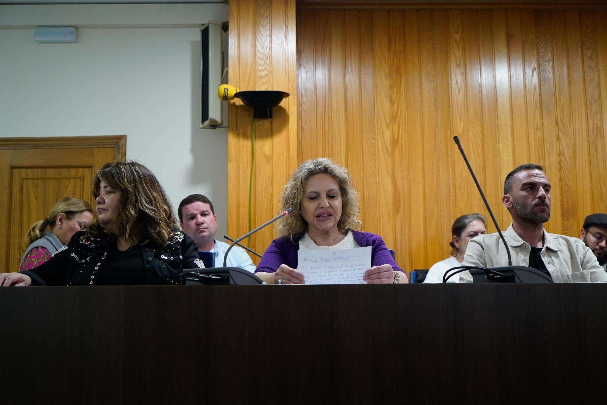 María Pan toma posesión como primera alcaldesa de Cambre