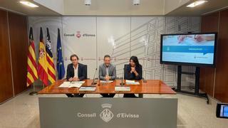 El Consell de Ibiza garantiza la gratuidad del bus en 2024 con fondos propios