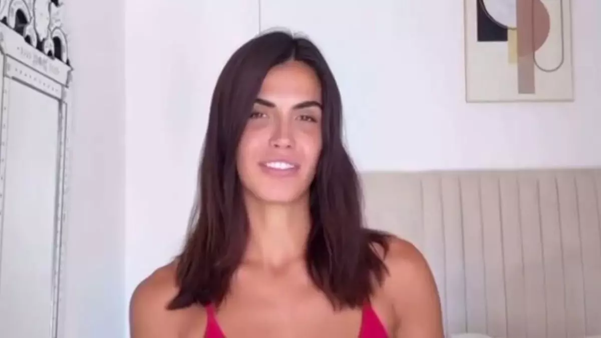 Sofía Suescun reaparece y planta cara con entereza a la traición de su hermano Cristian