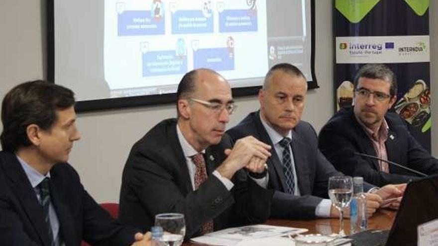 Desde la izq., Valenzuela, Almuiña, Cebreiros y Rubial. // FdV