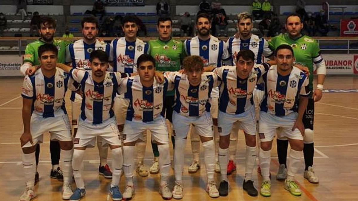 Foto de equipo del  Atlético Benavente. | Cedida