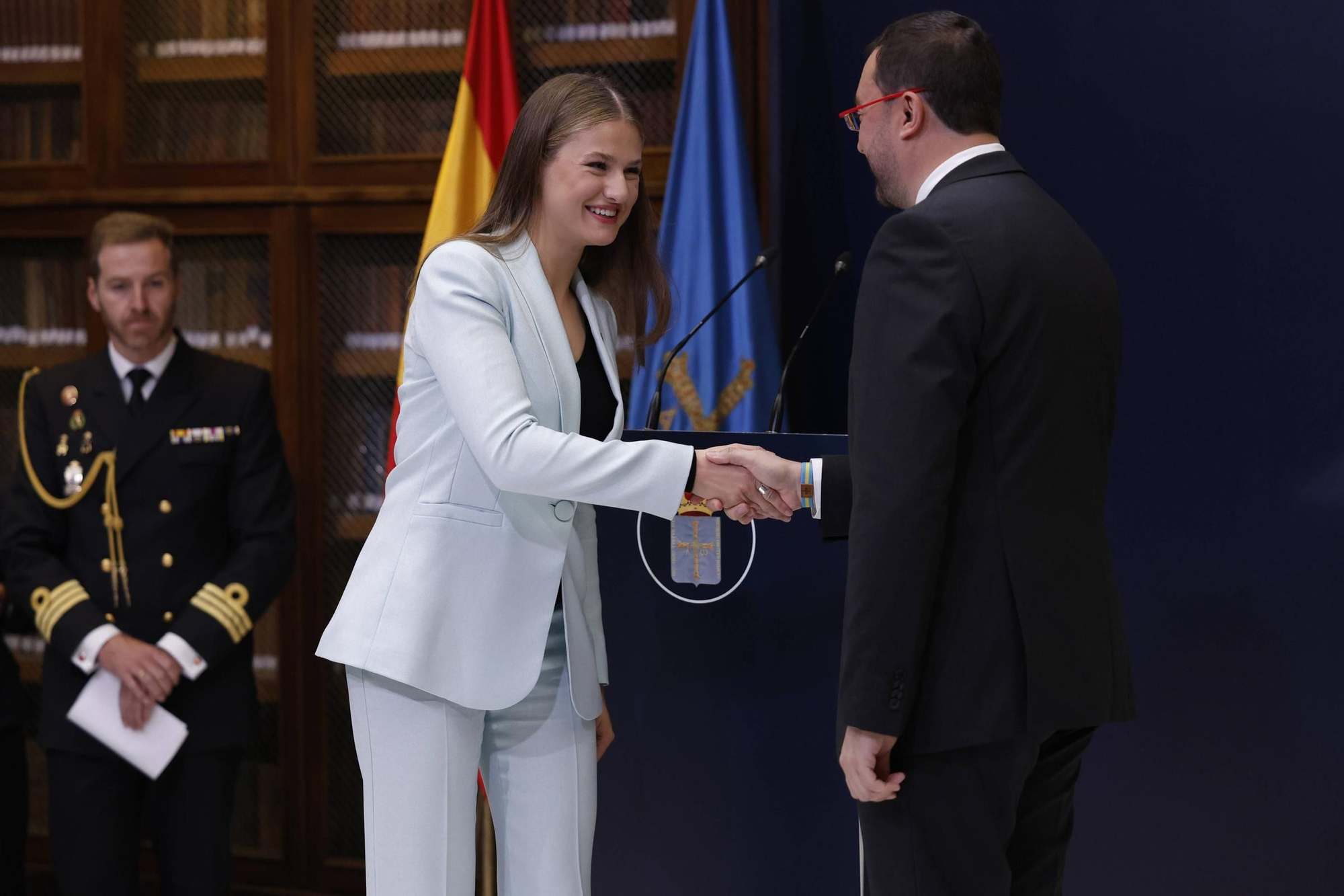 La Princesa Leonor recibe la Medalla de Asturias y el título de Alcaldesa Honoraria de Oviedo.