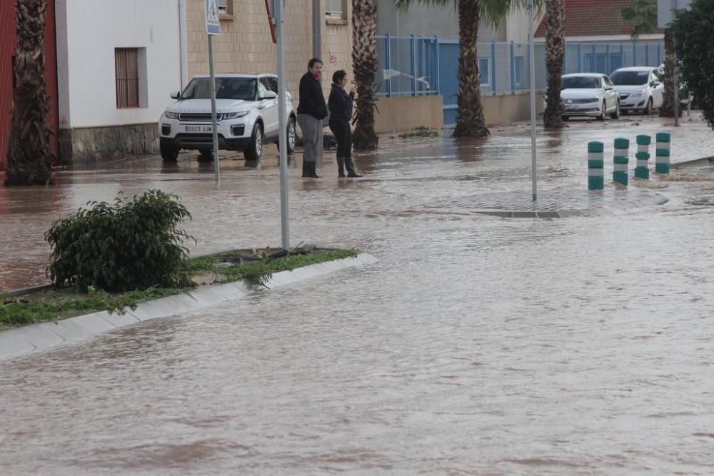 La UME monta su base en Los Alcázares para ayudar