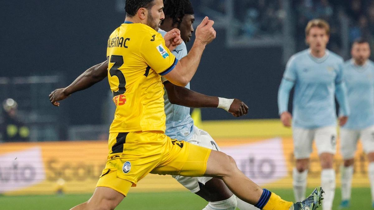 El Atalanta quedó relegado al segundo puesto de la Serie A tras empatar con la Lazio